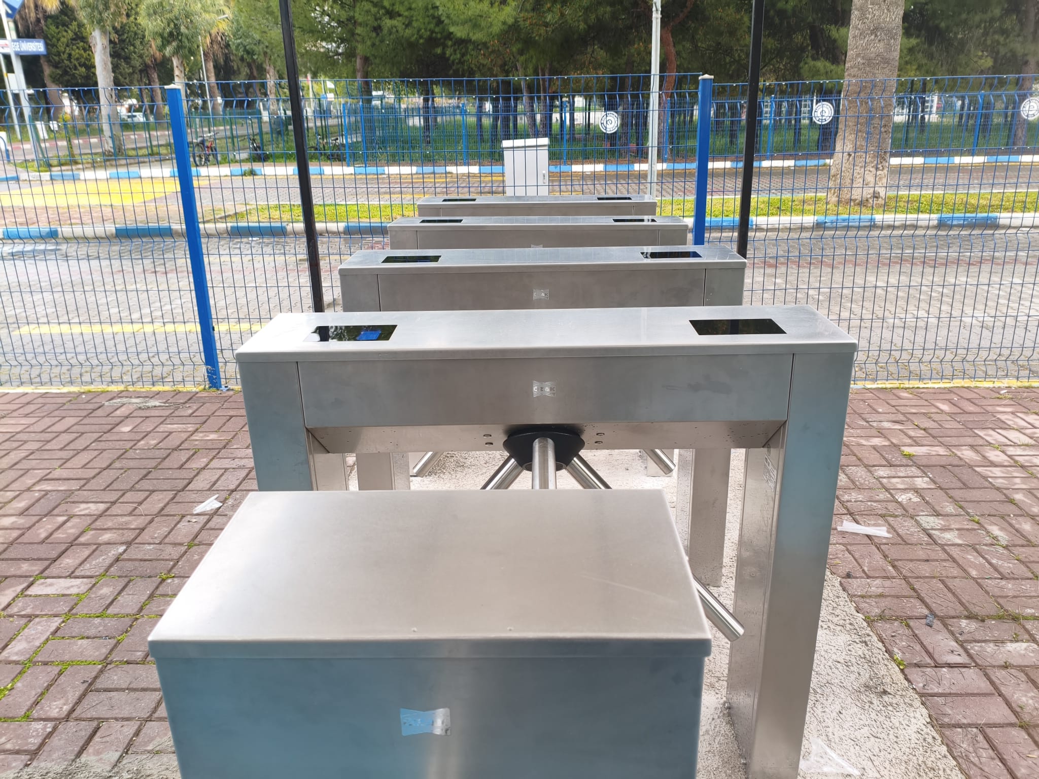 İzmir Ege Üniversitesi Kartlı Geçiş Projesi görseli 6